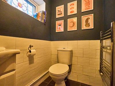 Separate WC